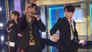 BTS & Halsey - Boy with Luv (Live on Billboard Music Awards) | Image via: Ayberk MusiC